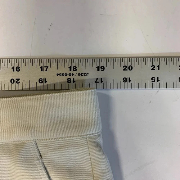 Tommy Bahama Men's Gambler Pleated 8" Inseam Silk Solid Shorts Size 38 - Picture 10 of 12